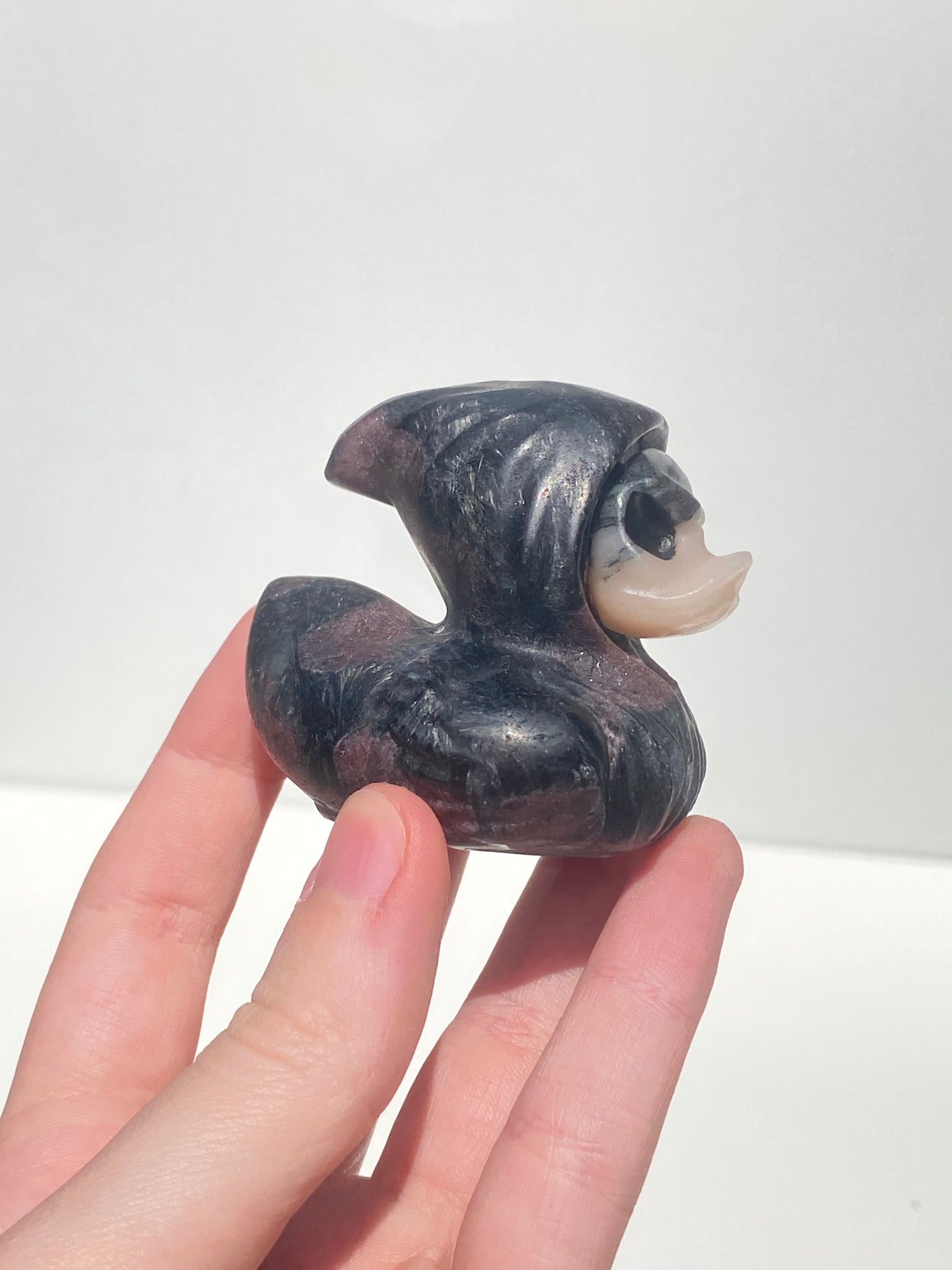 Garnet Spooky Duck