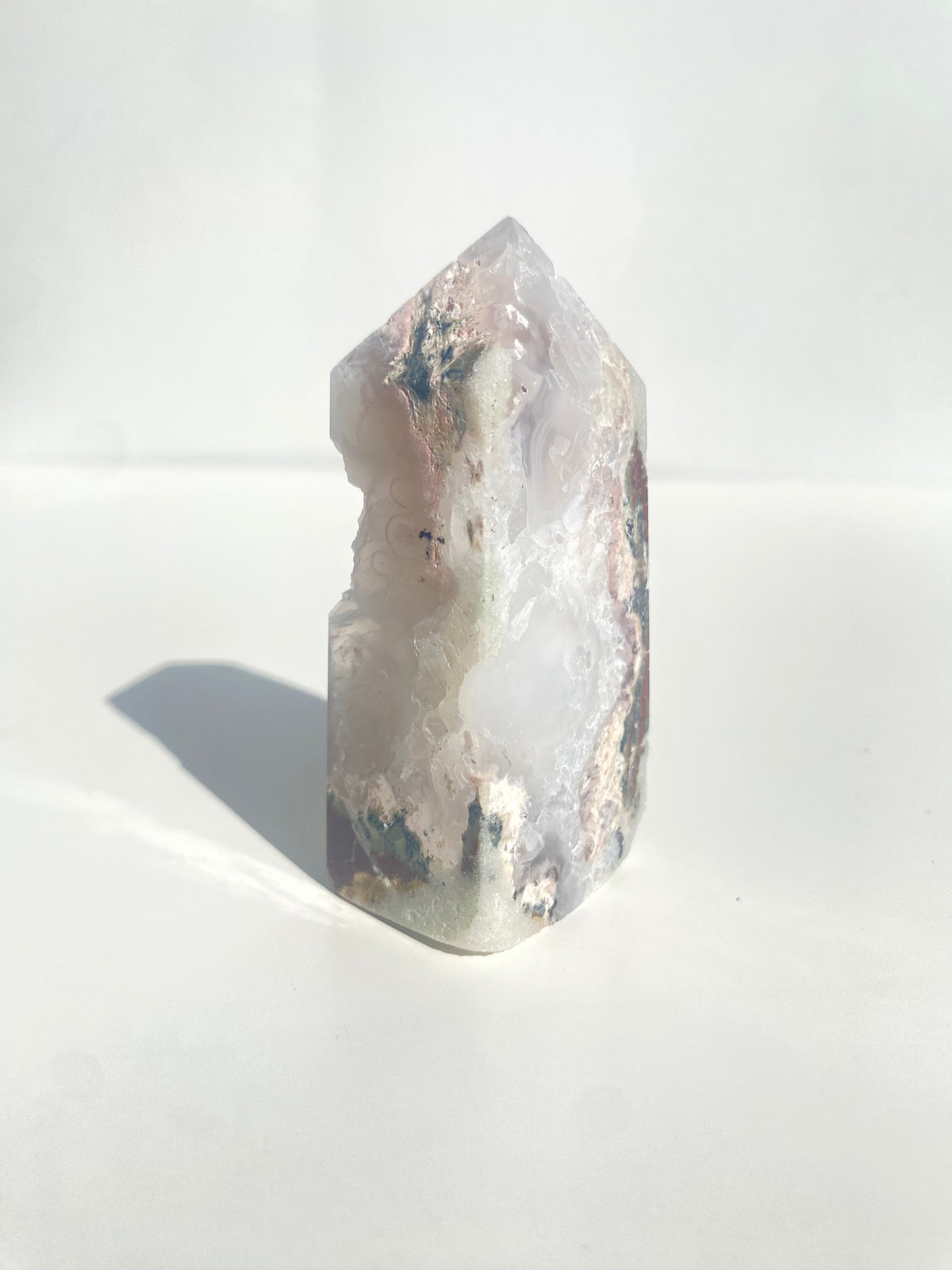 UV Reactive Agate Tower